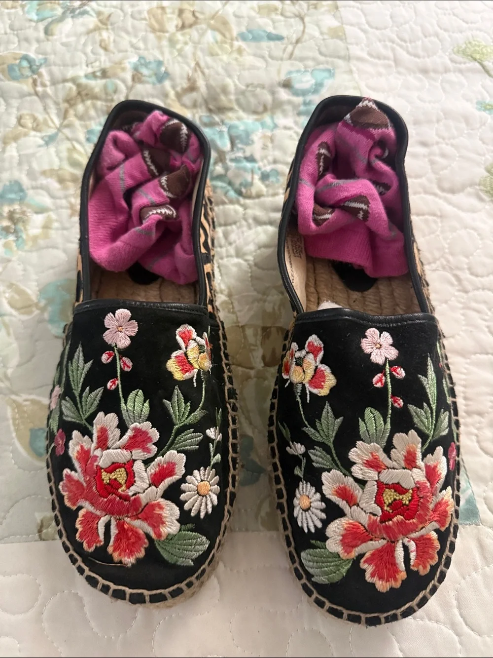 Johnny Was 💕 Embroidered Floral Black Slip-On Espadrilles for Women